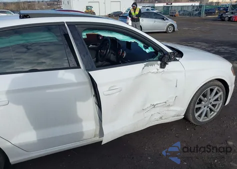 2016 Audi A3 2.0T Premium z USA, uszkodzony, nr VIN WAUB8GFF3G1067280